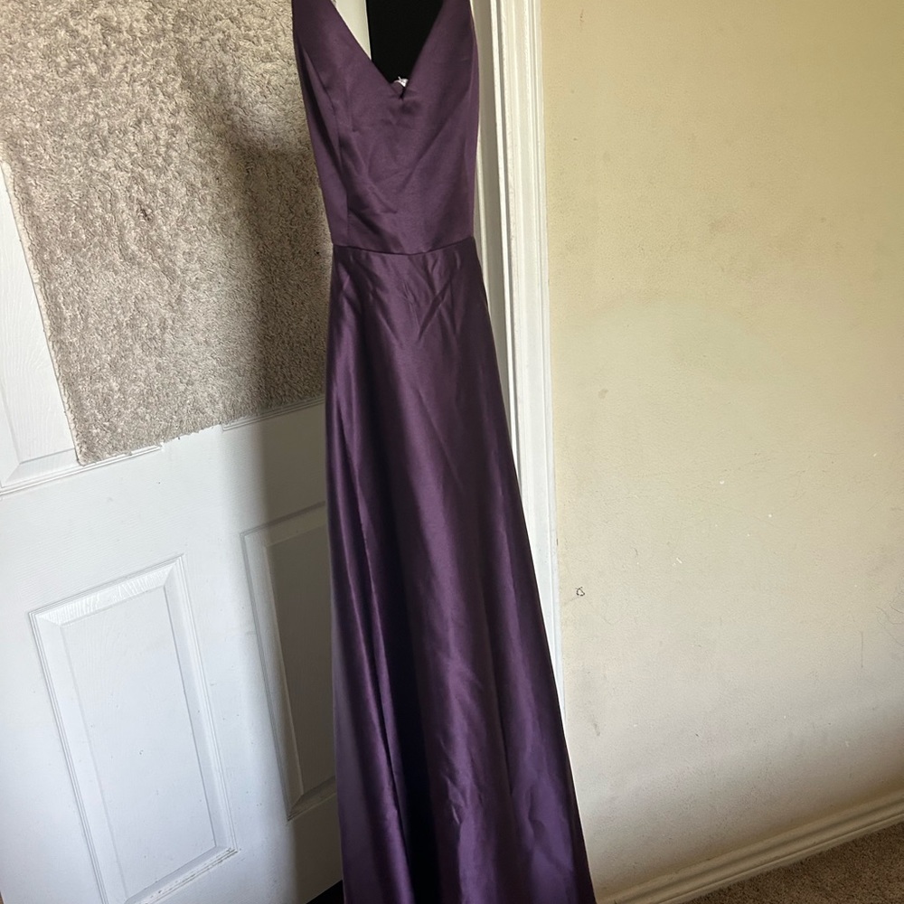 David’s Bridal Bridesmaid Dress| Size 6 | Brand New Condition|Color: Plum